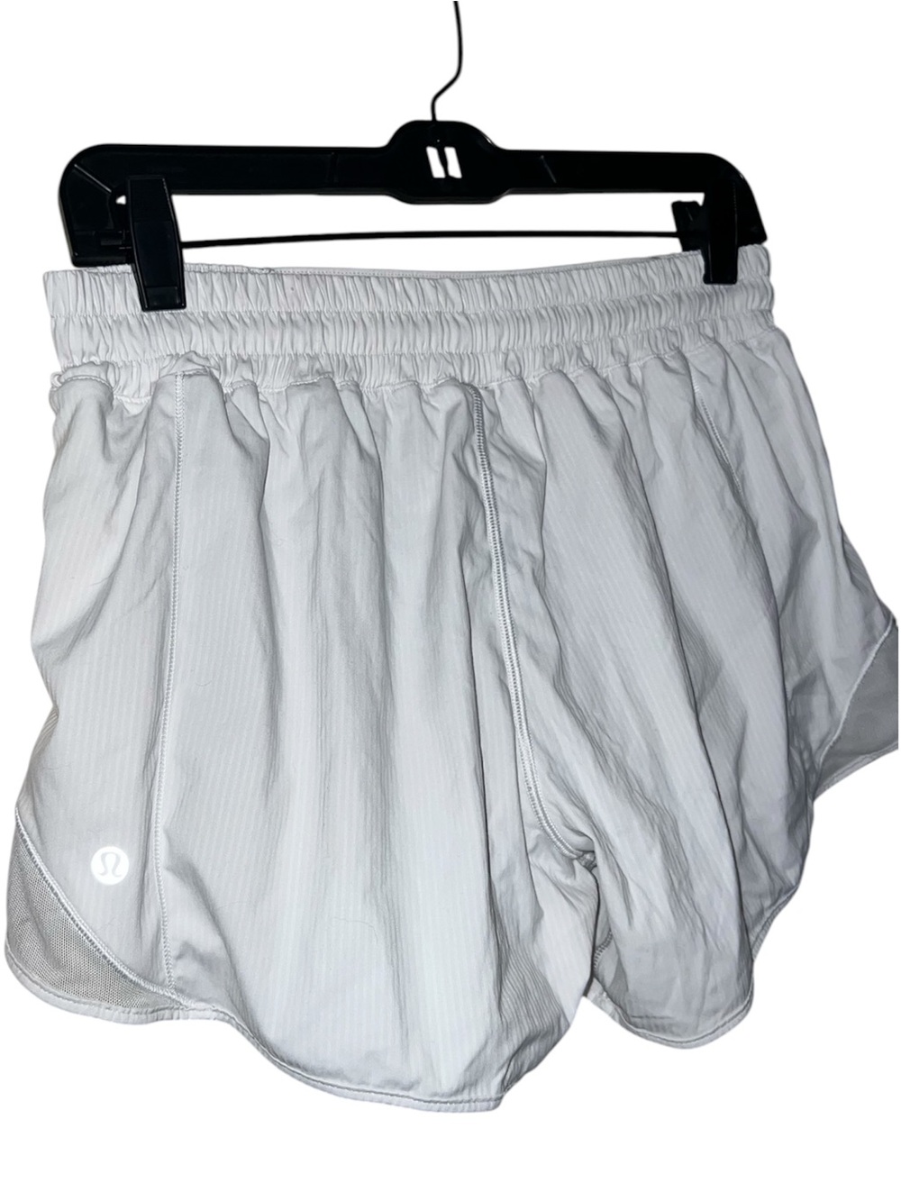 Lululemon Hotty Hot White Lined Shorts 2.5” Size 10